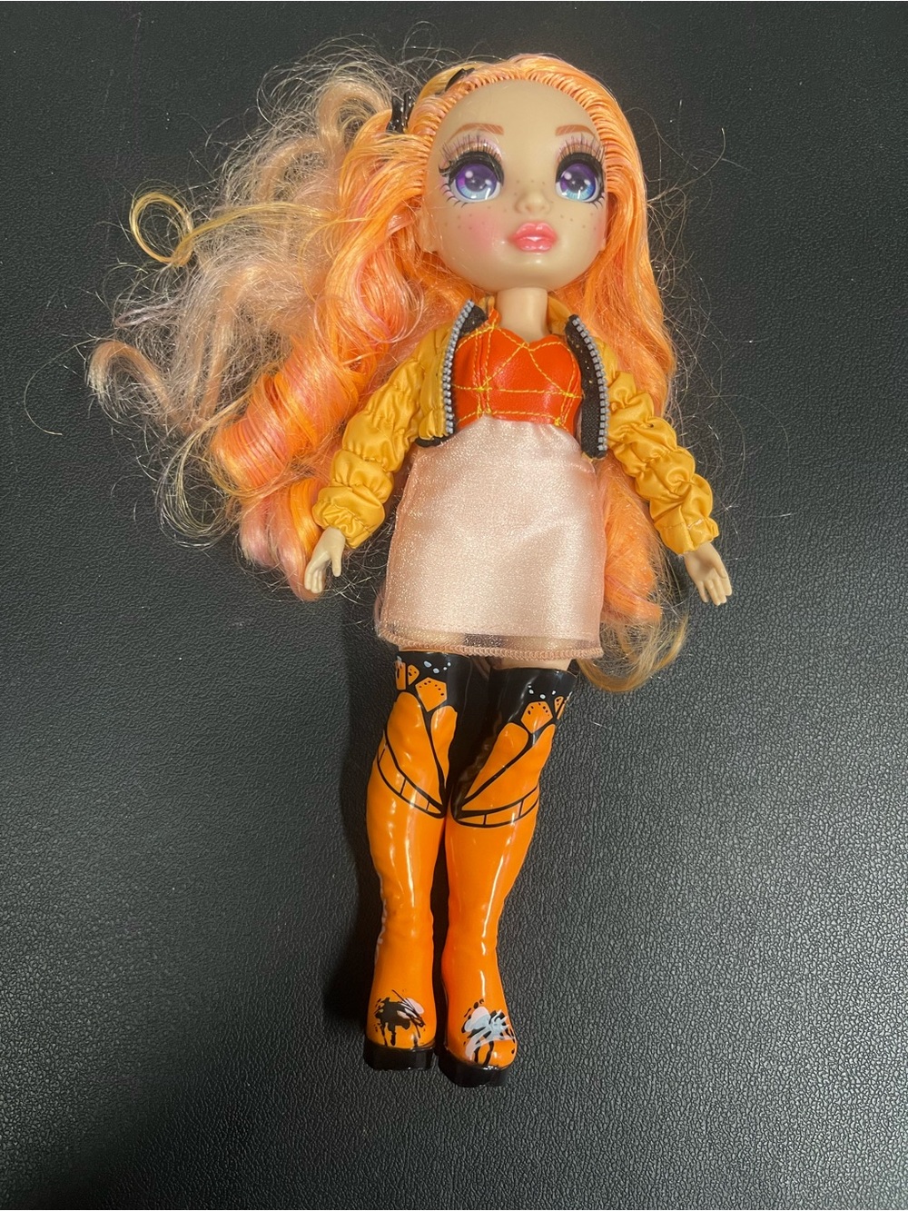 MGA Rainbow High Poppy Rowan Orange Fashion Doll Original Outfit 11”